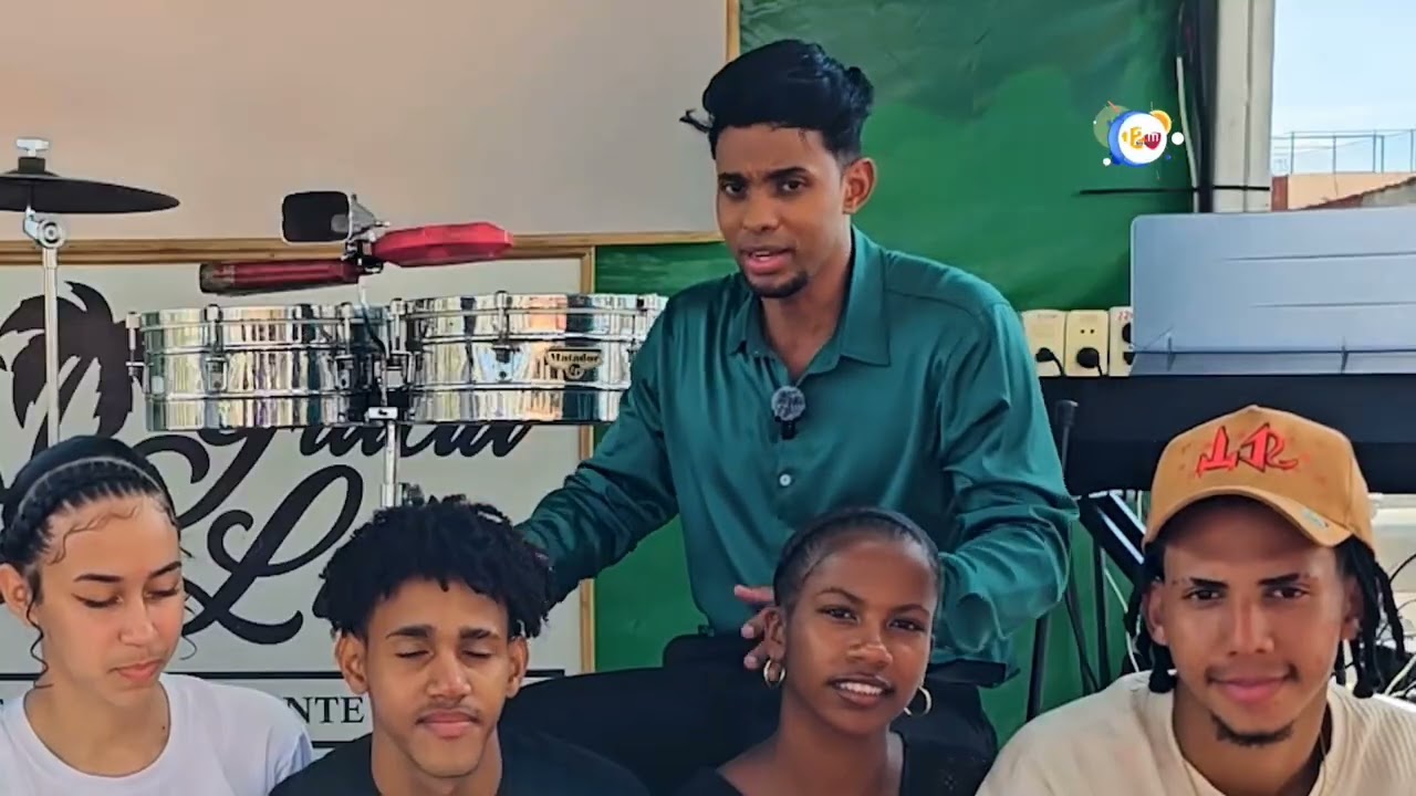 12.mSantiago de Fin de Año en Teleturquino. Santiago  de Cuba. 