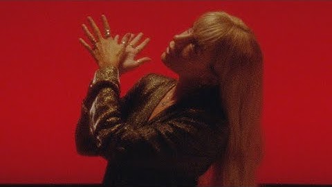 Pixey - Just Move (Official Video)