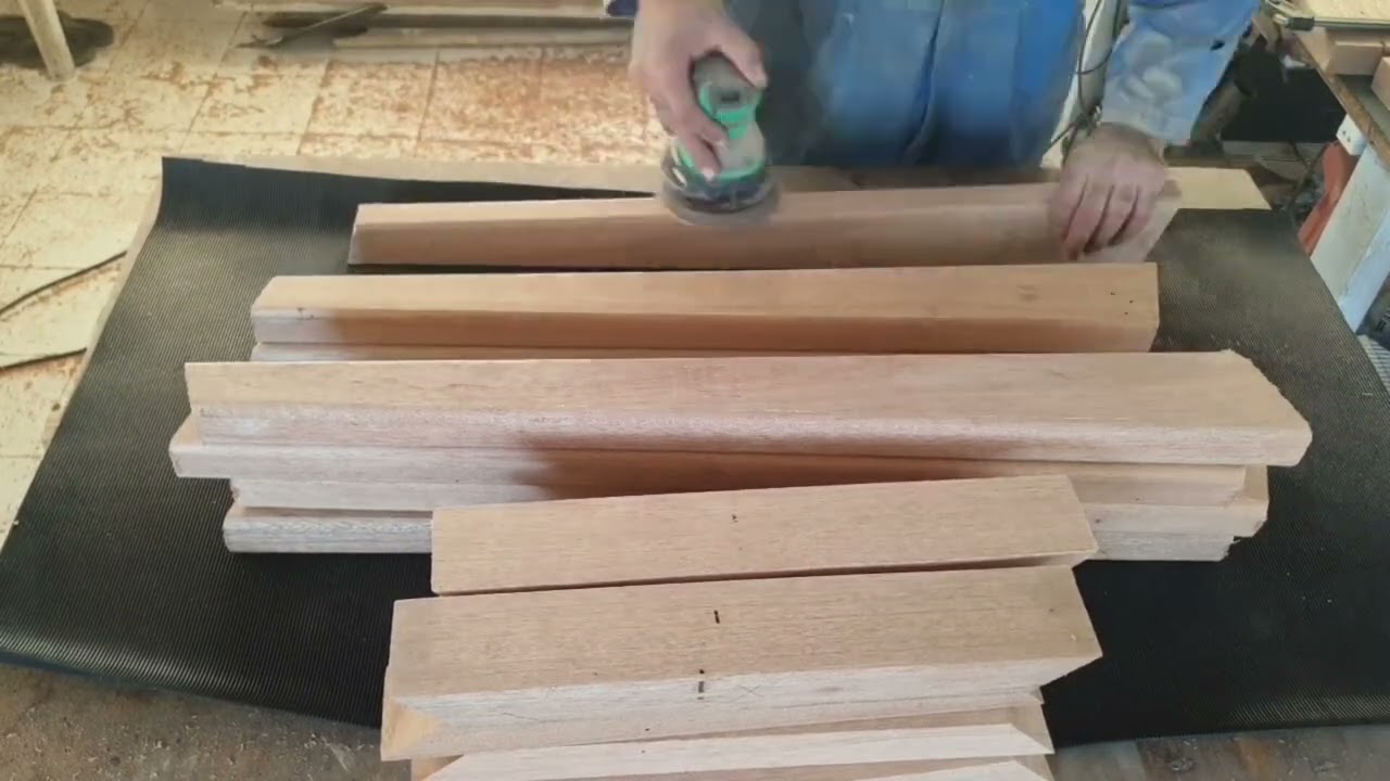 عمل طاولات من خشب المرنتي