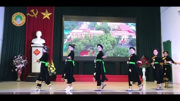 Đi theo tiếng gọi Bác Hồ, BD: sv trường ĐH Tân Trào trong Lễ bế giảng và trao bằng tốt nghiệp 2021