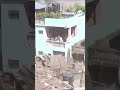 Nepal: la “casa milagrosa” que quedó en pie tras la catástrofe y se volvió viral