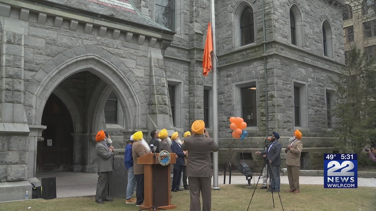 Sikh flag raising held outside Holyoke City Hall - YouTube