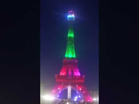 eiffel tower at night copyright eiffel tower at night copyright