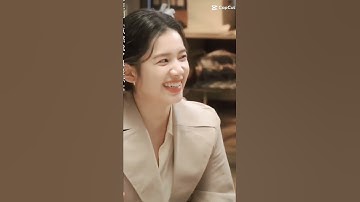 Cũng là thủ khoa Lý nhưng lạ lắm :) | Chiếc bật lửa và váy công chúa