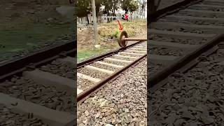 Bundan Dolayı Trenler Raydan Çıkmıyor