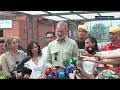 Los Reyes visitan a los vecinos desplazados por los incendios de la Comunidad de Madrid