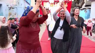 Atarli Çi̇ftetelli̇ Çilgin Pi̇yani̇st Adanali Selo Canli Vazgeçi̇lmez Roman Kameraman Tuncay Sunar