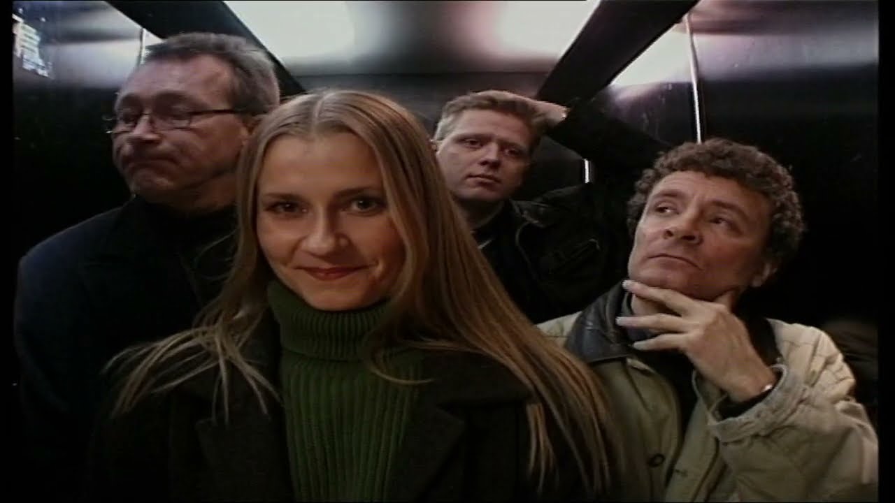 Elizabeta filosoferar om män. Landskrona Vision lokal-tv