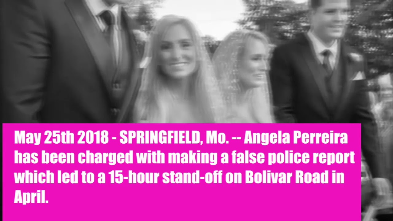 The Deane Twins Identical Twin Sisters Brittany and Briana Deane 2