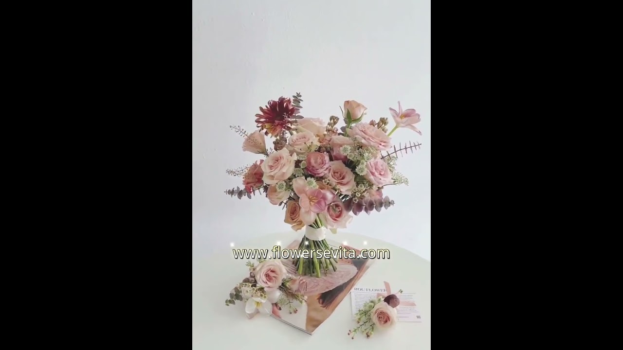 Flowers Evita Bridal Bouquet 💕Same Day Delivery Across Melbourne