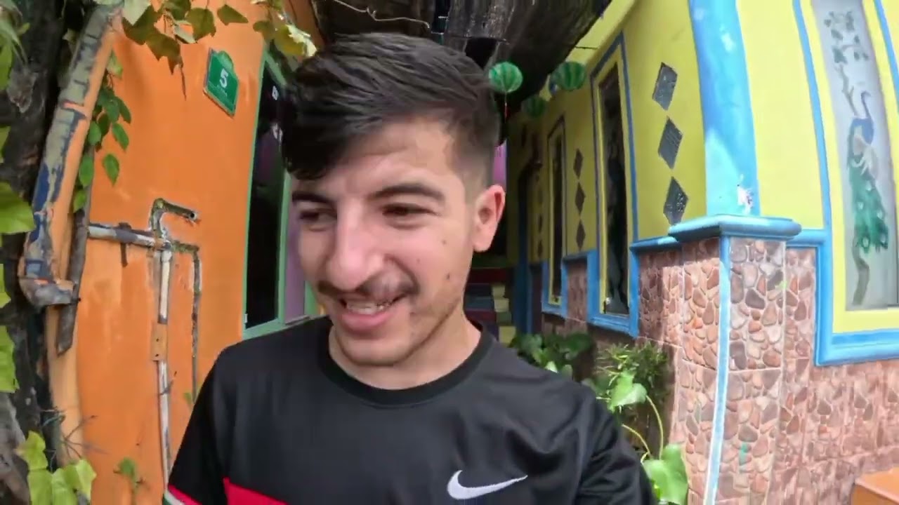 ونبووم لەم گوندەی ئەندەنوسیا 😊! 😵‍💫ڤلۆگی گوندە ڕەنگاو ڕەنگەکەی وڵاتی ئەندەنوسیا