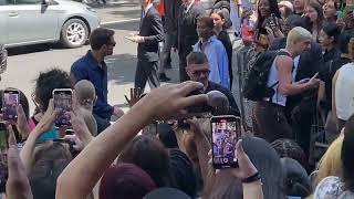 Theo James(Divergent)IN FASHION SHOW LOEWE IN PARIS 24/Jun /2023