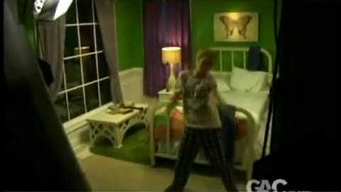 On The Set With Taylor Swift You Belong With Me  Part 2 of 3 Making Of The Video + Ringtone Download