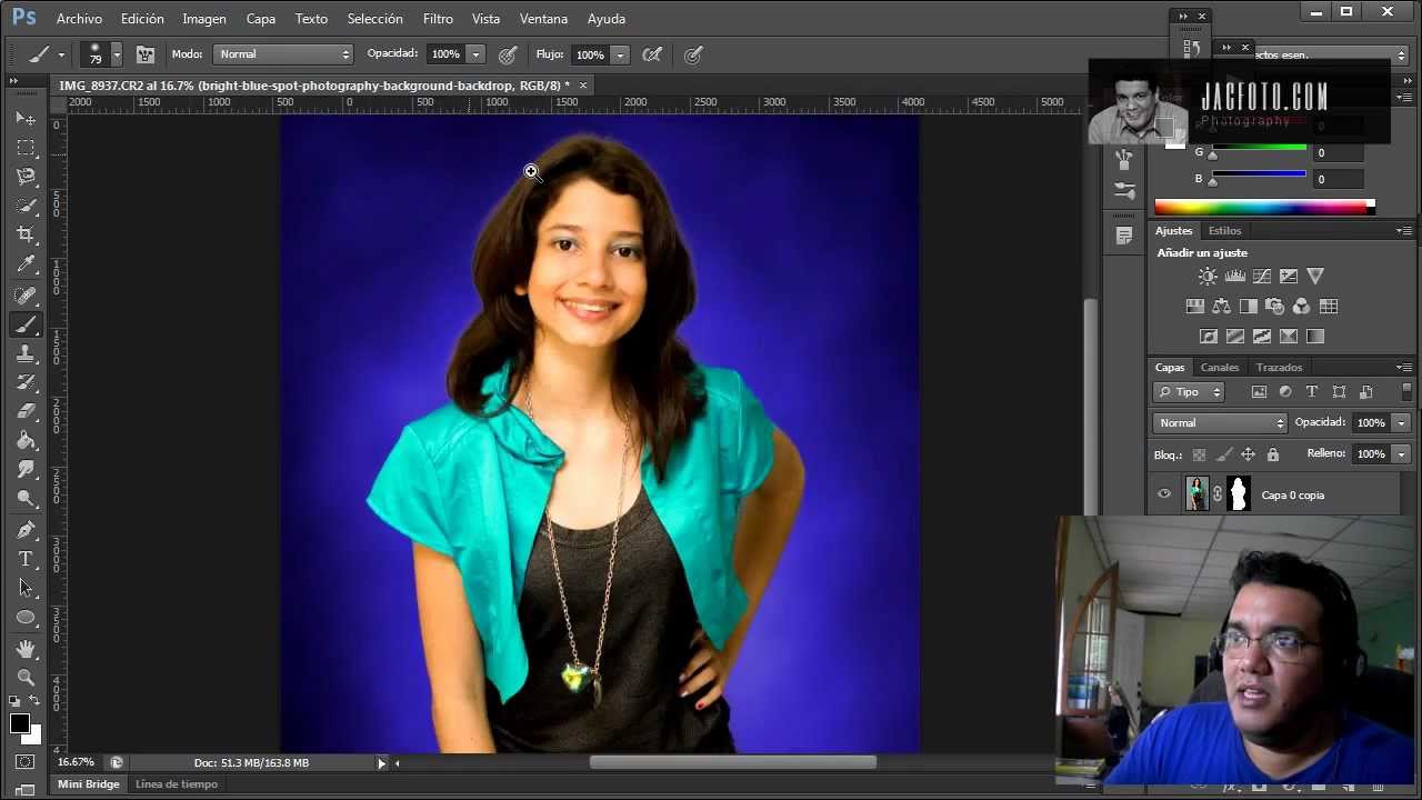 Photoshop -- Como cambiar el fondo de una fotografía - YouTube