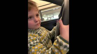 Обзор Aston Martin DBX от Дани (3 годика) screenshot 4