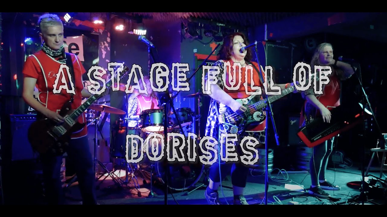 A Stage Full of Dorises