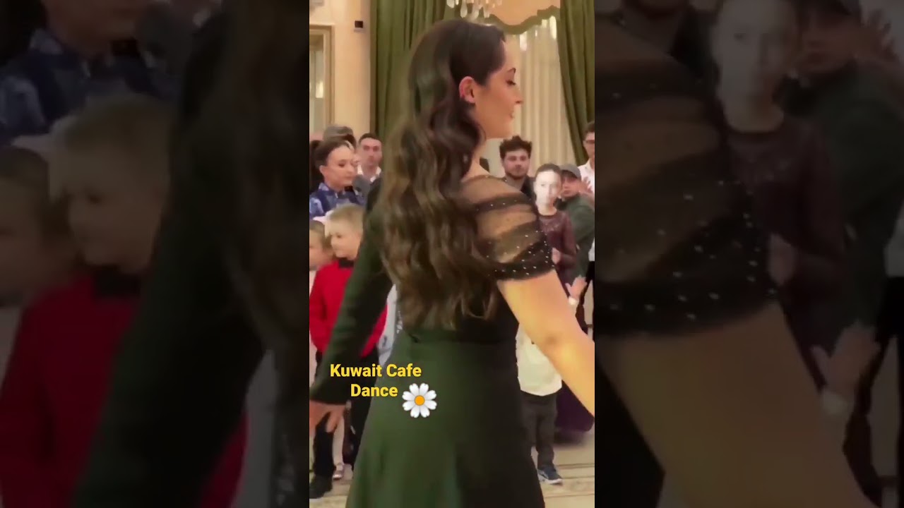 Kuwait cafe dance