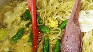 Review mie Soto Sukses isi 2 terpedas #fyp #review #mieterpedas 