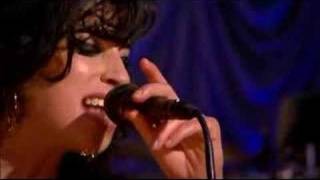 Vignette de la vidéo "Amy Winehouse - Back to Black"