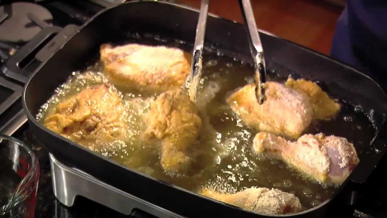 How To Cook Delicious Easy Traditional Southern Fried Chicken Youtube