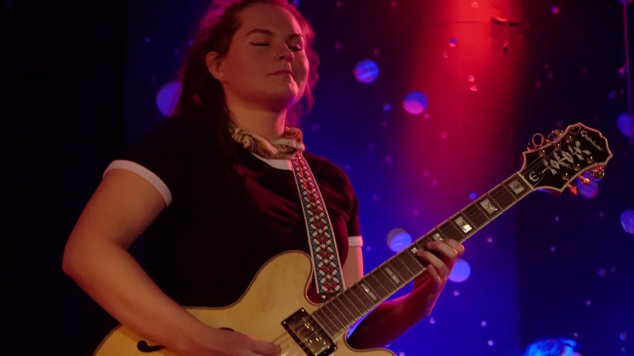 Stevie - Sucker Punch - YouTube