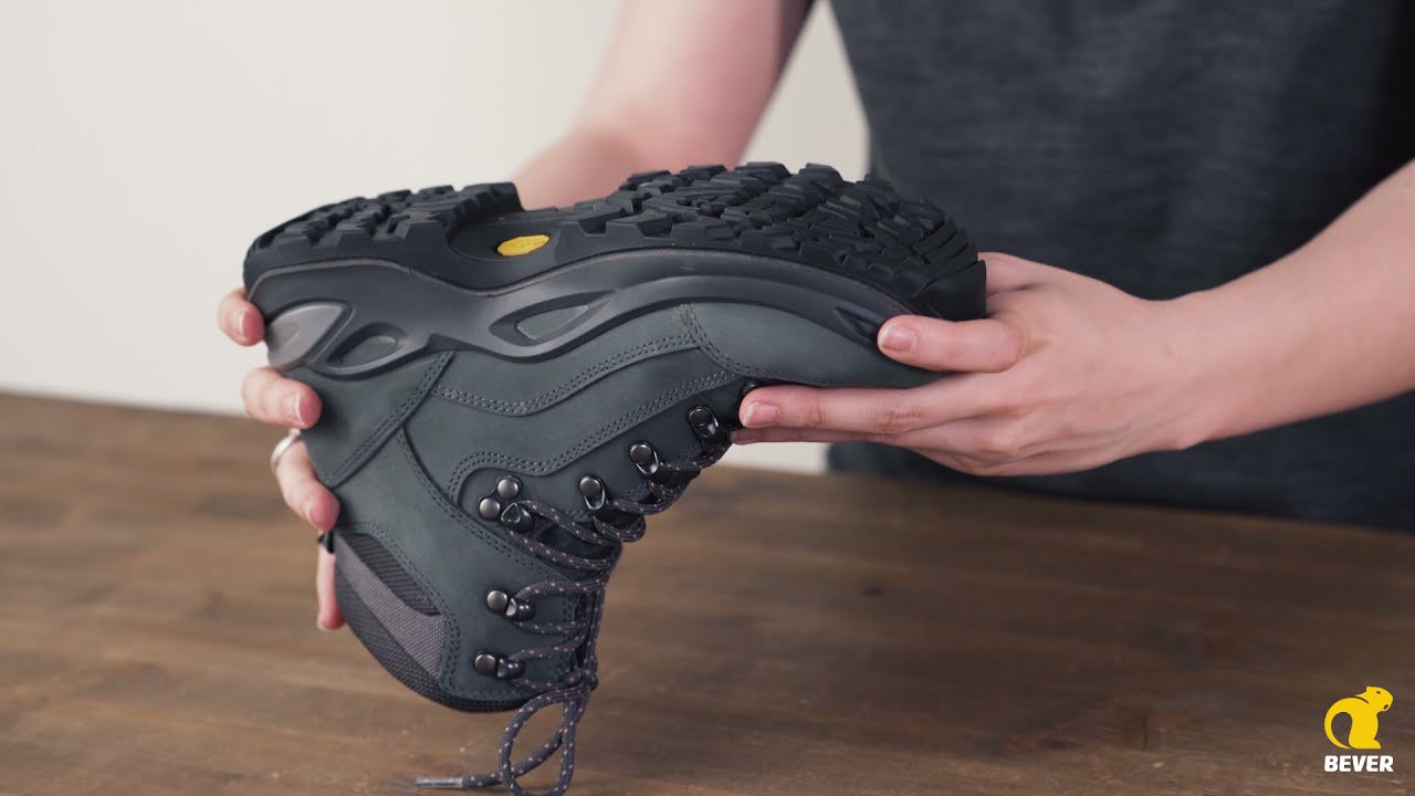 Details Lowa Renegade Mid GTX - YouTube