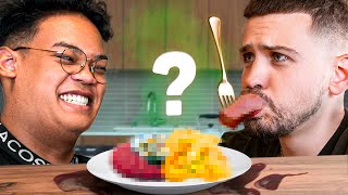 LE HASARD DÉCIDE DE NOS INGREDIENTS ! (Les plats n'ont aucun sens) @TheoBabac