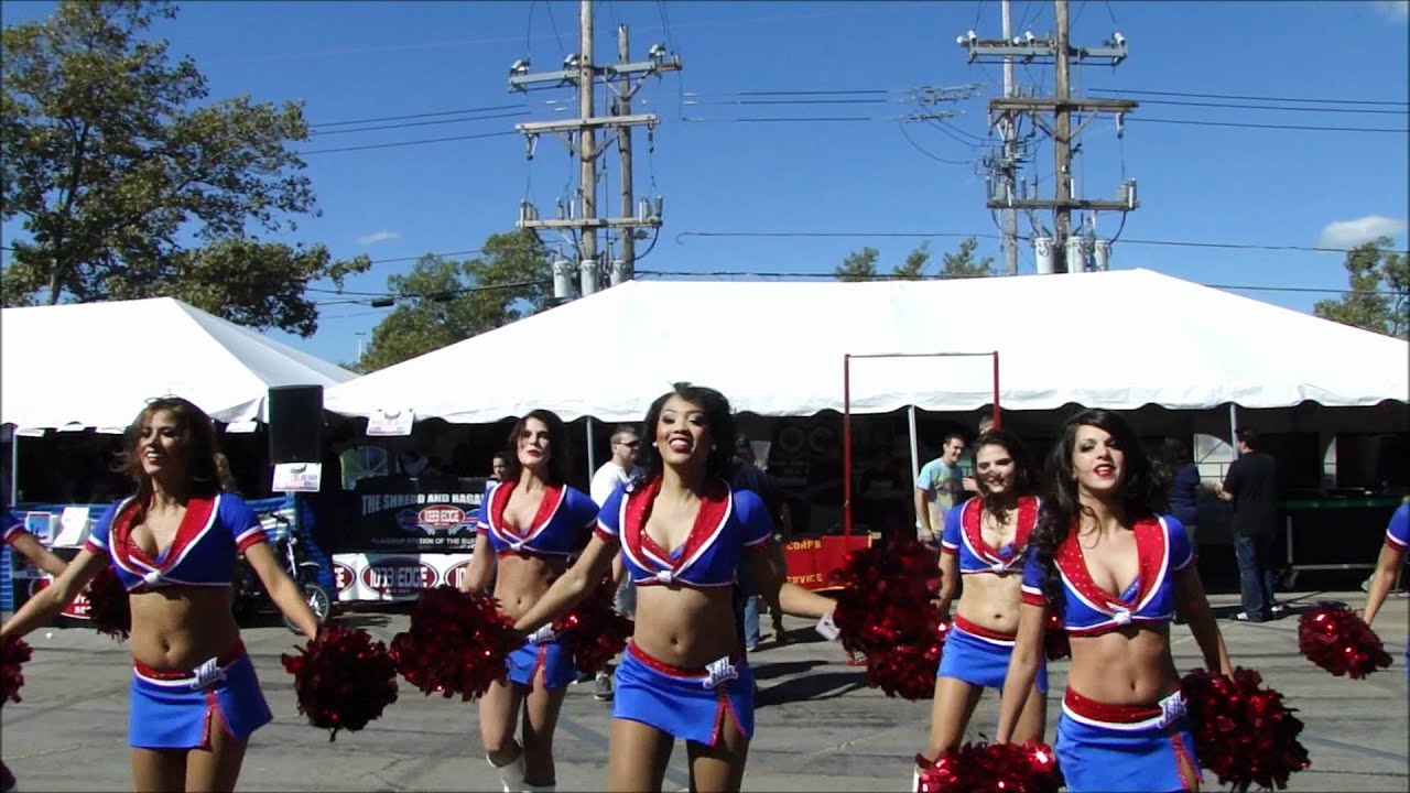 Buffalo Pro Cheer Blog: The Jills At The Bills Home Opener!