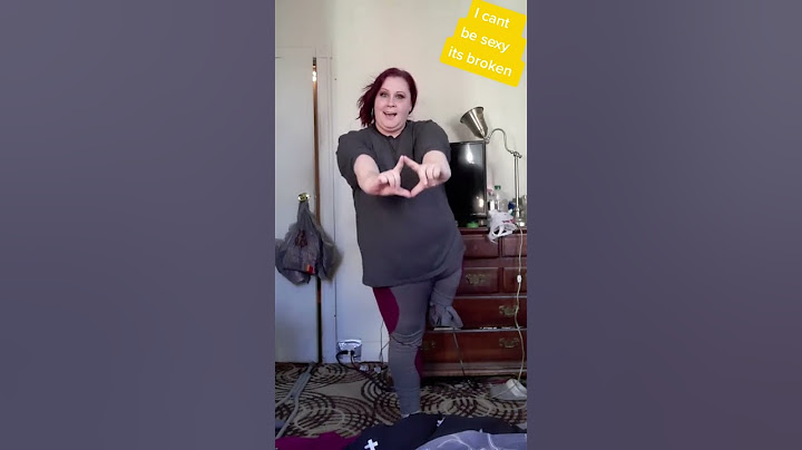 Humorous Dance by Woman with Leg Amputation: Embracing Body Positivity#amputeelife