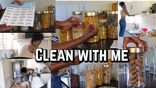 VLOG :LETS DECLUTTER \& ORGANISE MY SMALL KITCHEN |PEP HOME LABELS,CLEANING |SOUTH AFRICAN YOUTUBER