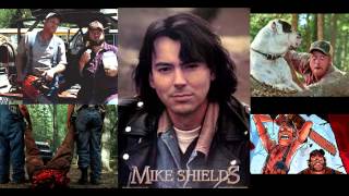 Video thumbnail of "Tucker and Dale vs evil ending song (Mike Shields - Holding On)"