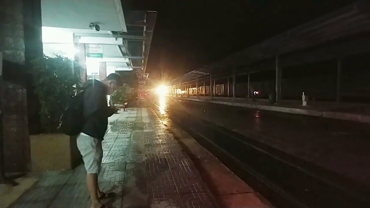 Bình Định : Ga Diêu Trì Đêm khuya - youtube