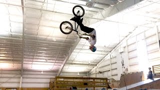 How Backflip A BMX Bike screenshot 5