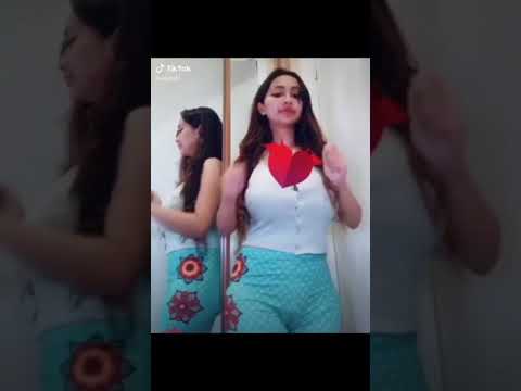 Tiktok Tante cupicupita| hot goyang| atas bawah gede