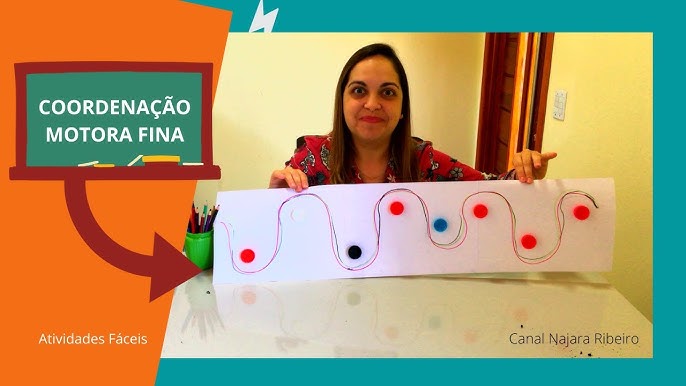 Colégio Ateneu - Que tal esse jogo para trabalhar cores, sequência e  memorização com as crianças? 🔴🟡🟢⚫ 🔸É fácil de fazer em casa! Você vai  precisar de garrafas pets, bolinhas coloridas e