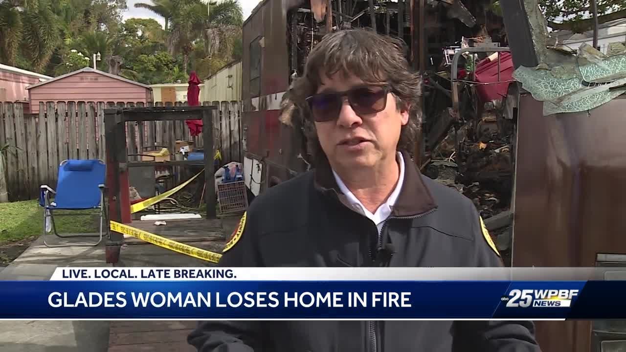 Pahokee woman loses everything, including pets in a fire - YouTube