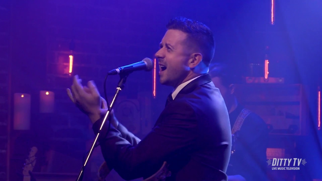americana salon Jared Deck performs "I Don't Know What You Come to Do" on DittyTV