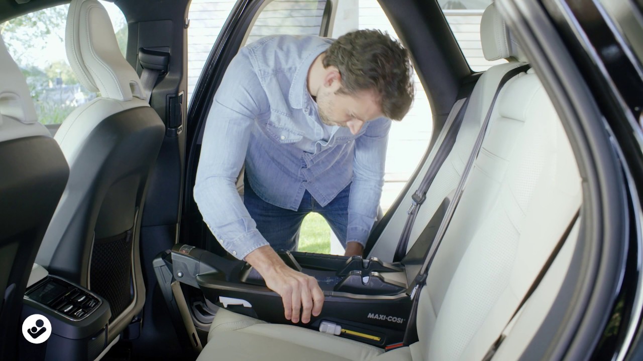 Verbeteren cassette Potentieel Maxi-Cosi l 3wayFix ISOFIX base l How to uninstall & open battery  compartment - YouTube