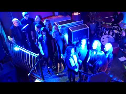 Uproar Rock Chorus & Supersoul Machine - Life on Mars (David Bowie)