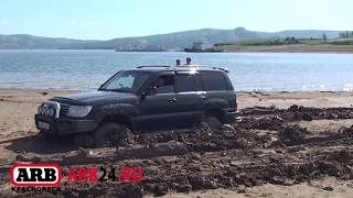 Stuck in mud Toyota Land Cruiser 100 vx 4.2 turbo extreme shit mud off road 1/3 ARB24