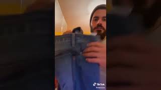 Si preoccupa per i #jeans e il #bumbum di questa ragazza - #tiktok @vilarzone