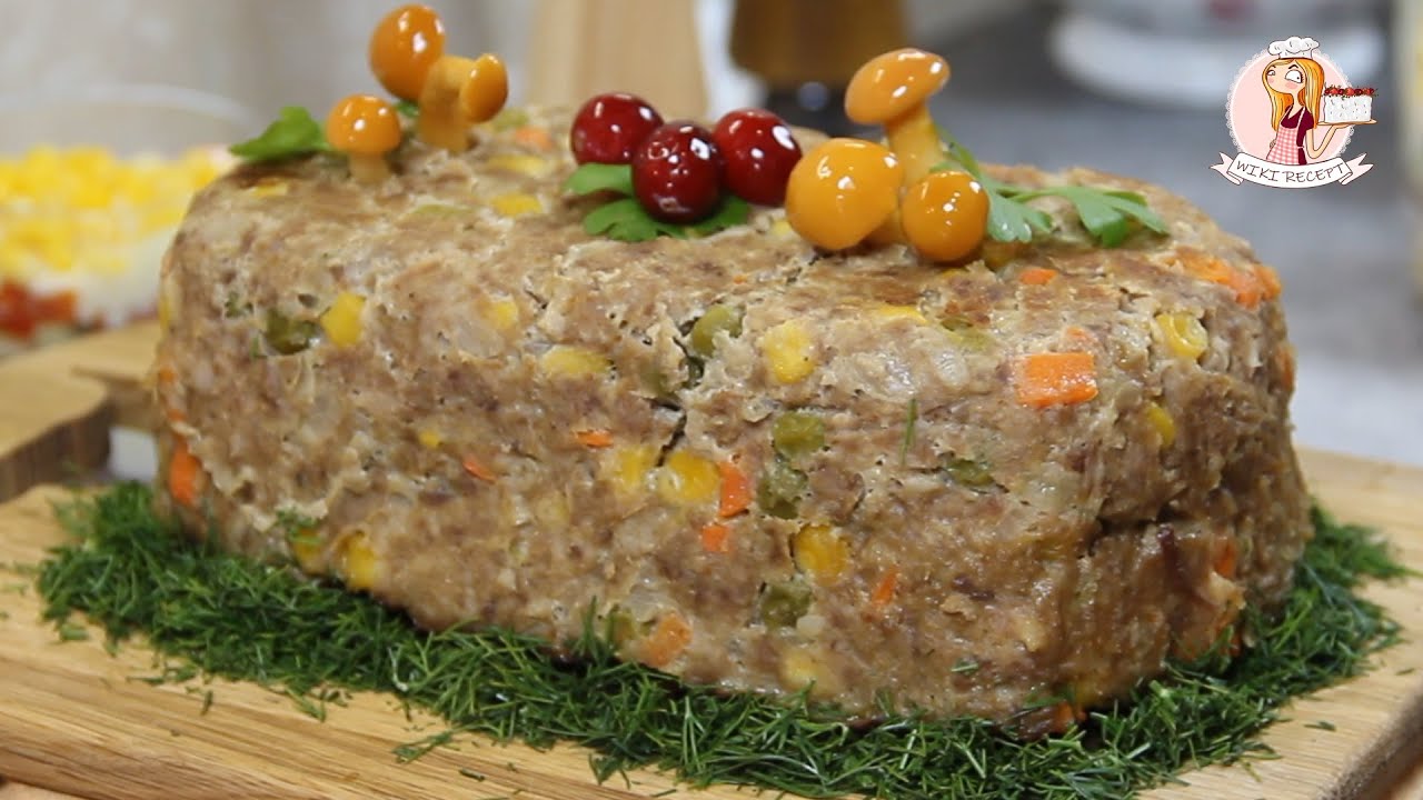 Сочное МЯСНОЕ ПОЛЕНО на праздничный стол Мясной рулет с овощами, можно ...