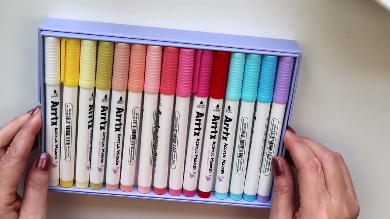 Arrtx 32 Acrylic black Markers Swatch Chart 