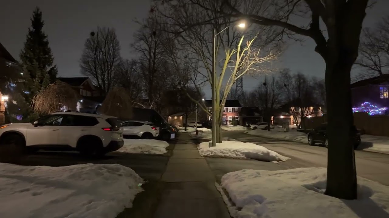 The World Moves Fast, This Moment Doesn’t • 5 Minute Walk