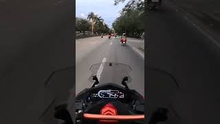 Nanliit si Ponkan sa 890 adventure at Africa twin 😦 Balang araw magkakaroon din ako nyan. 😁