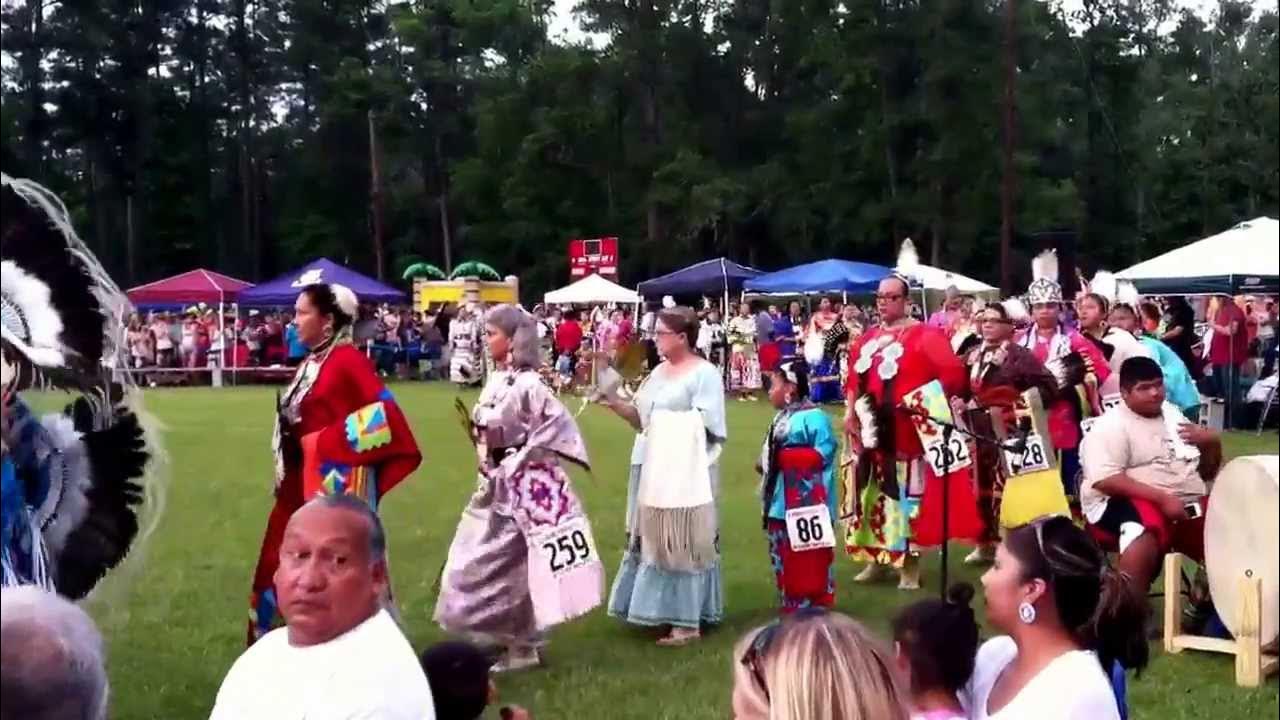 45th Annual AlabamaCoushatta Powwow Saturday Grand Entry YouTube