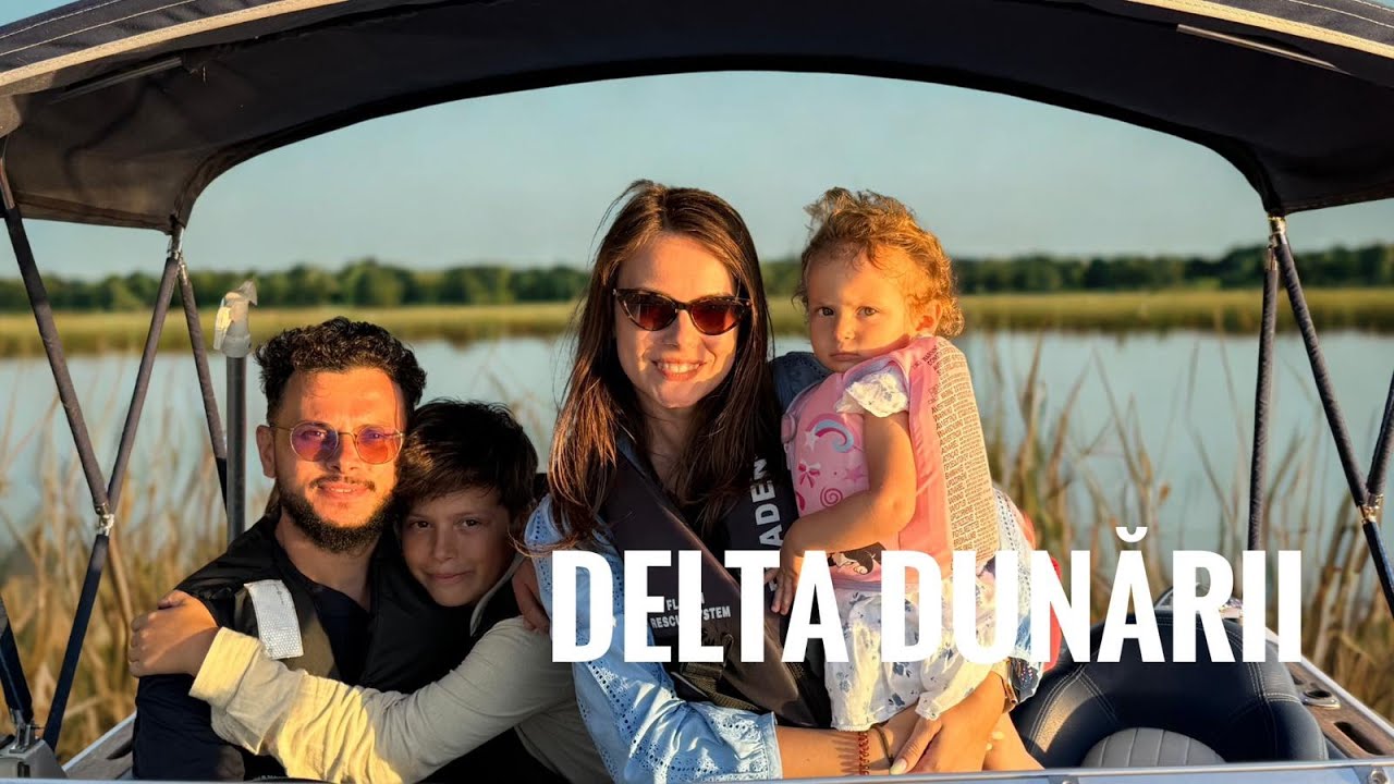 Delta Dunării cu familia | Distracție pe barcă cu copiii și bunicii 🐍