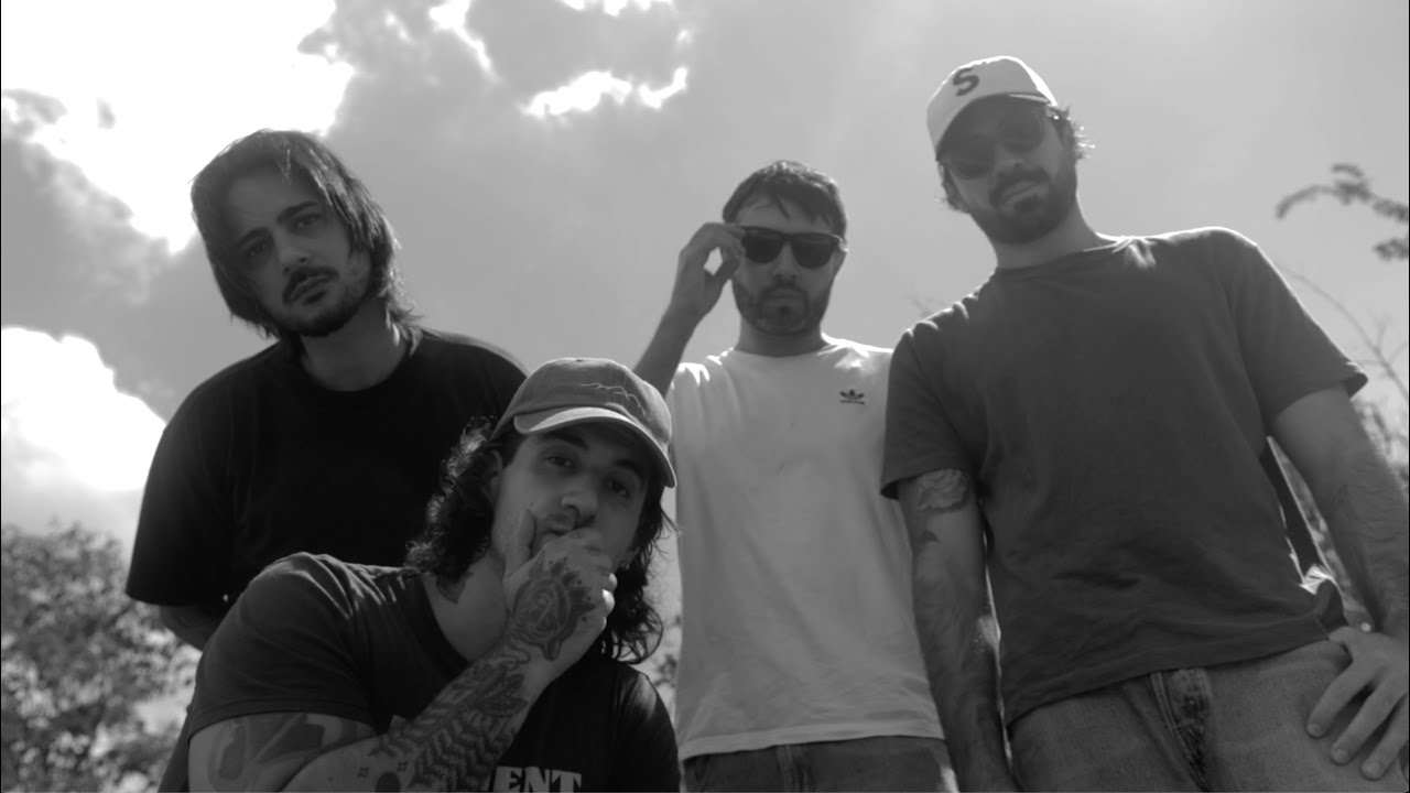 Watch Submerso - Setembro (Clipe Oficial) on YouTube Watch Submerso - Setembro (Clipe Oficial) on YouTube
