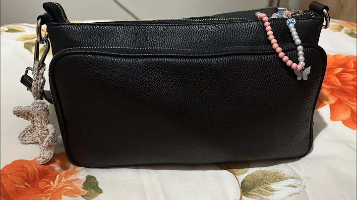 ASMR What's in My Bag? (No Talking) Zipper sounds, tapping, scratching