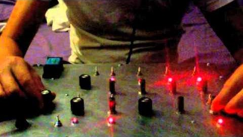dr moonstien circuit bent sequencer noise macine.m4v